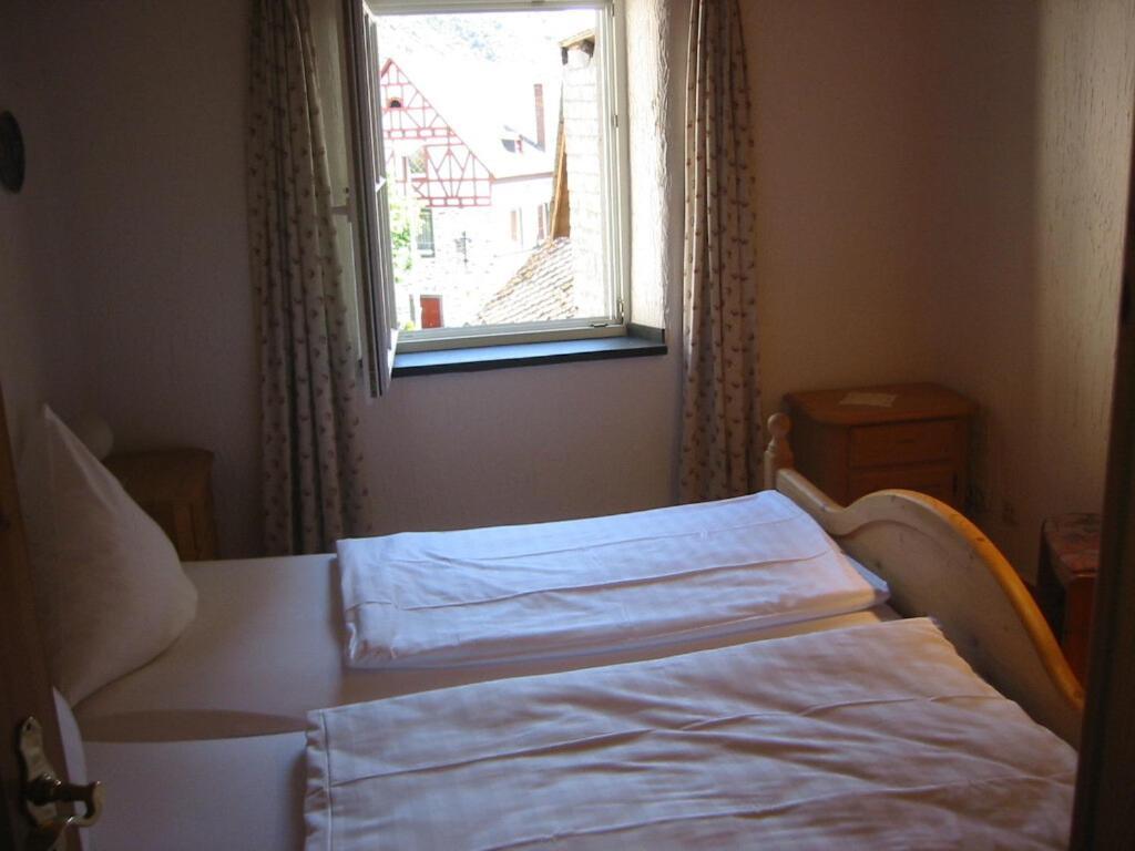 Hotel Zur Post Klotten Room photo