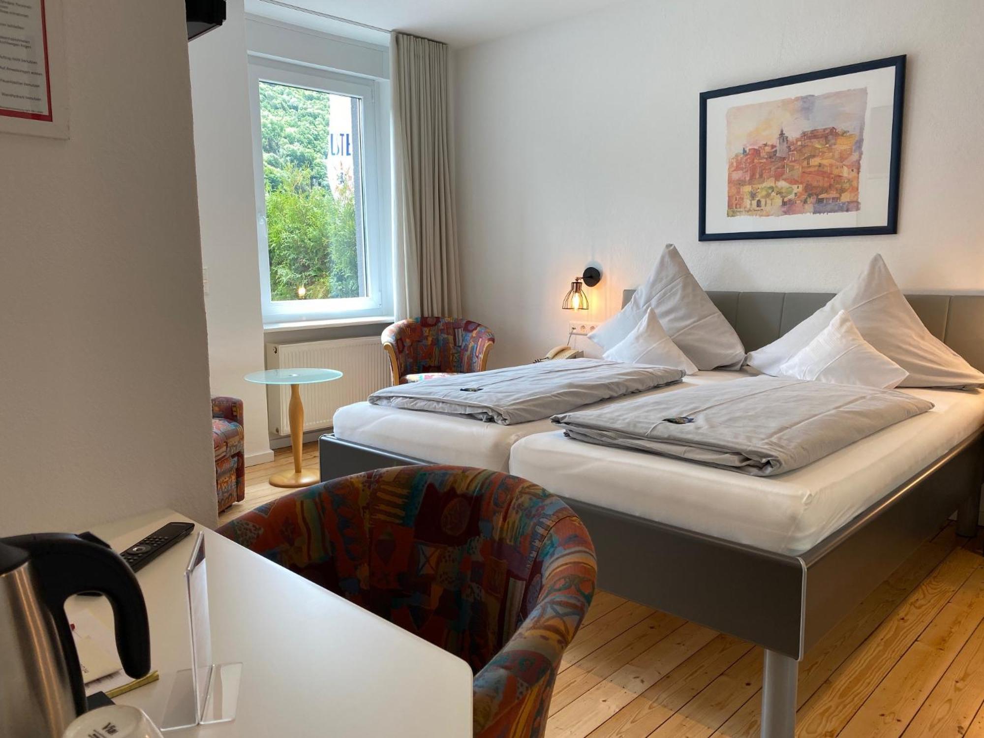 Hotel Zur Post Klotten Room photo