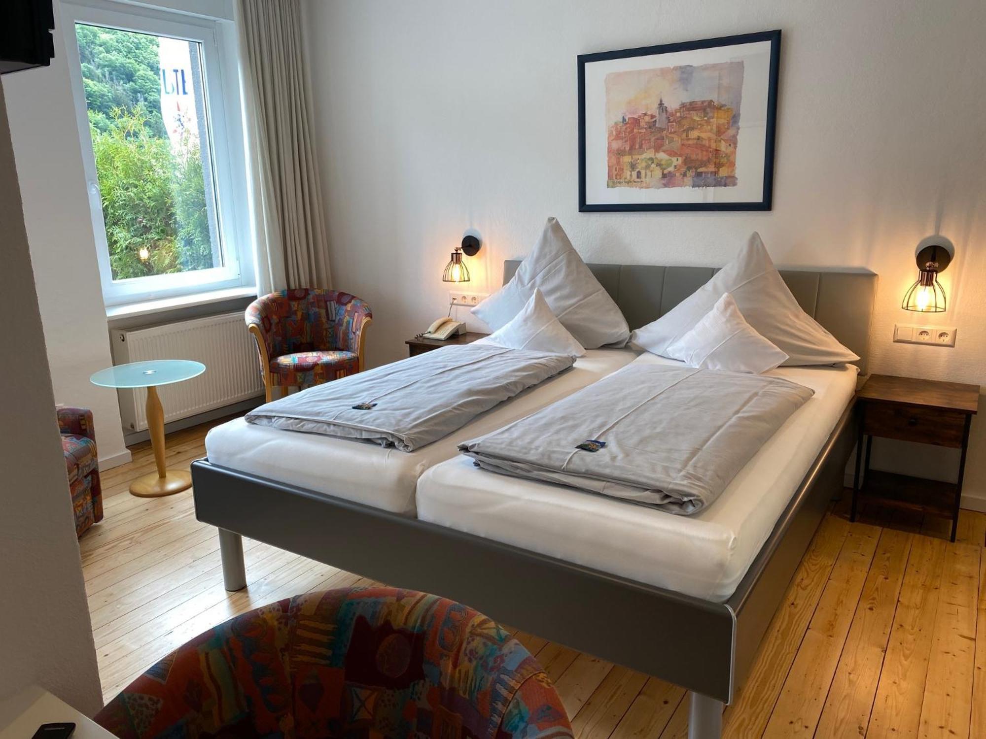 Hotel Zur Post Klotten Room photo