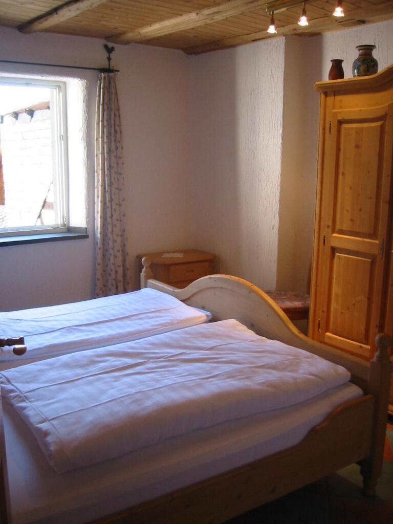 Hotel Zur Post Klotten Room photo